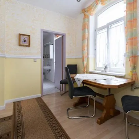 Apartment Apartments Zur Koenigsburg Erfurt